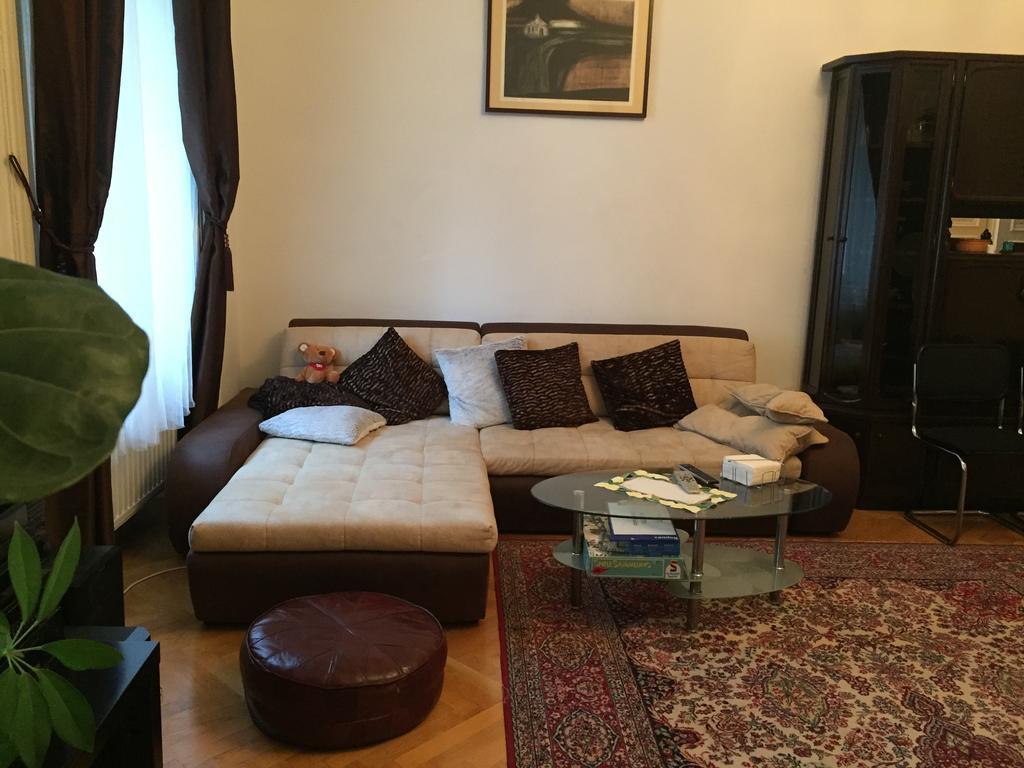 Apartment Vienna Es Εξωτερικό φωτογραφία