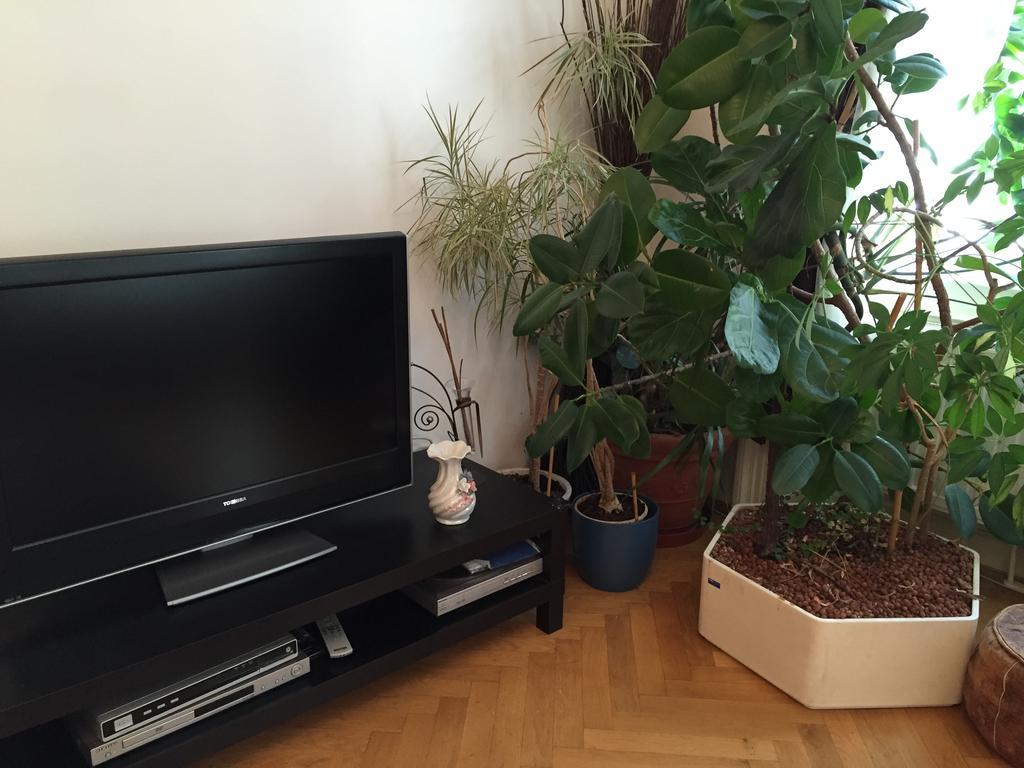Apartment Vienna Es Εξωτερικό φωτογραφία