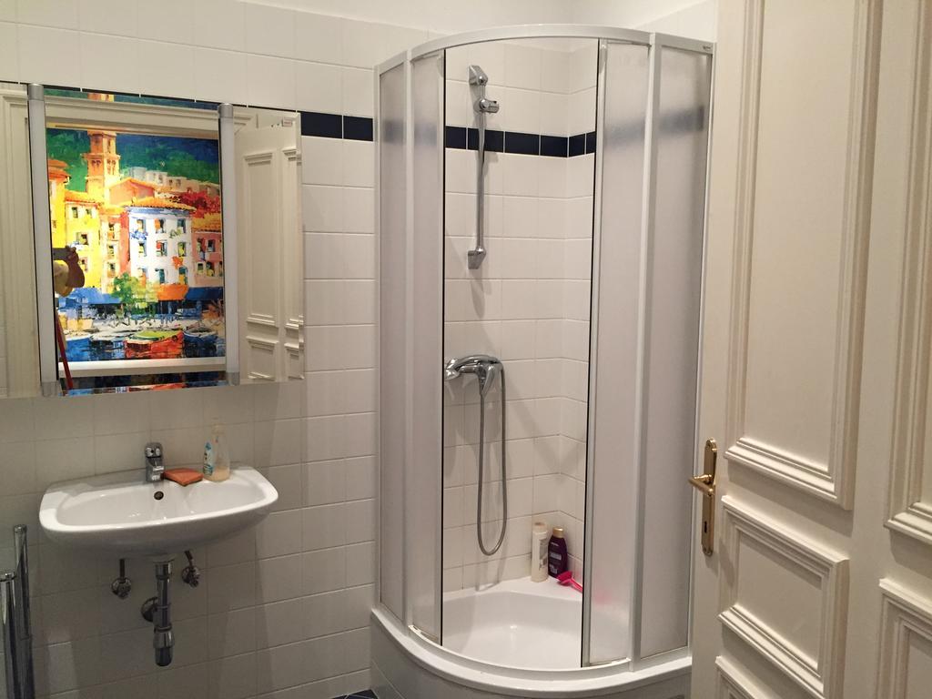 Apartment Vienna Es Εξωτερικό φωτογραφία