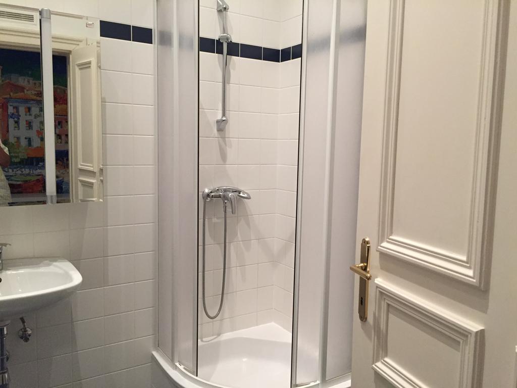 Apartment Vienna Es Εξωτερικό φωτογραφία