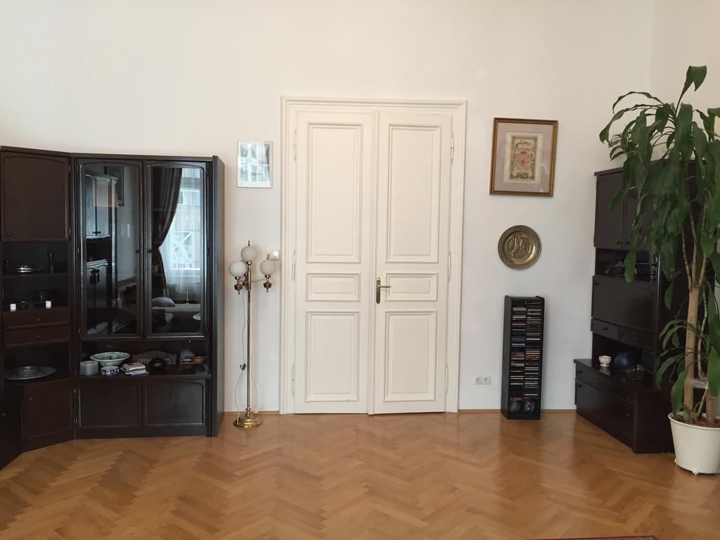 Apartment Vienna Es Εξωτερικό φωτογραφία